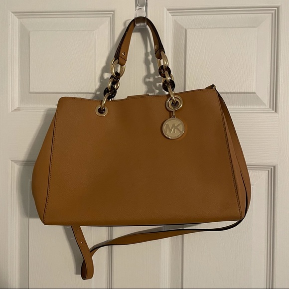 Michael Kors Cynthia handbag - Picture 1 of 7